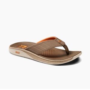 Reef DeckhandTan and Orange Sandals  Men size 10